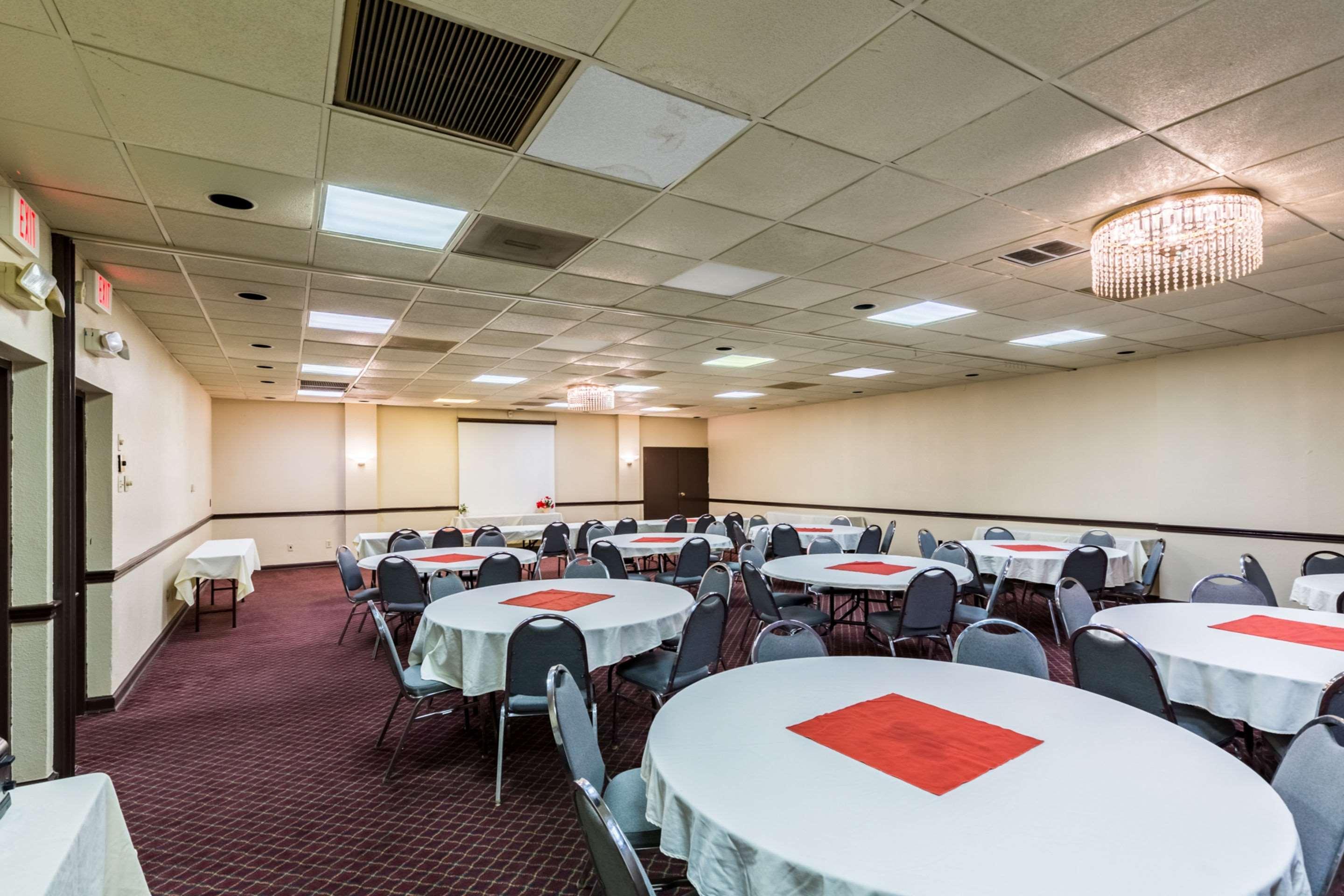 Econo Lodge Baytown Buitenkant foto