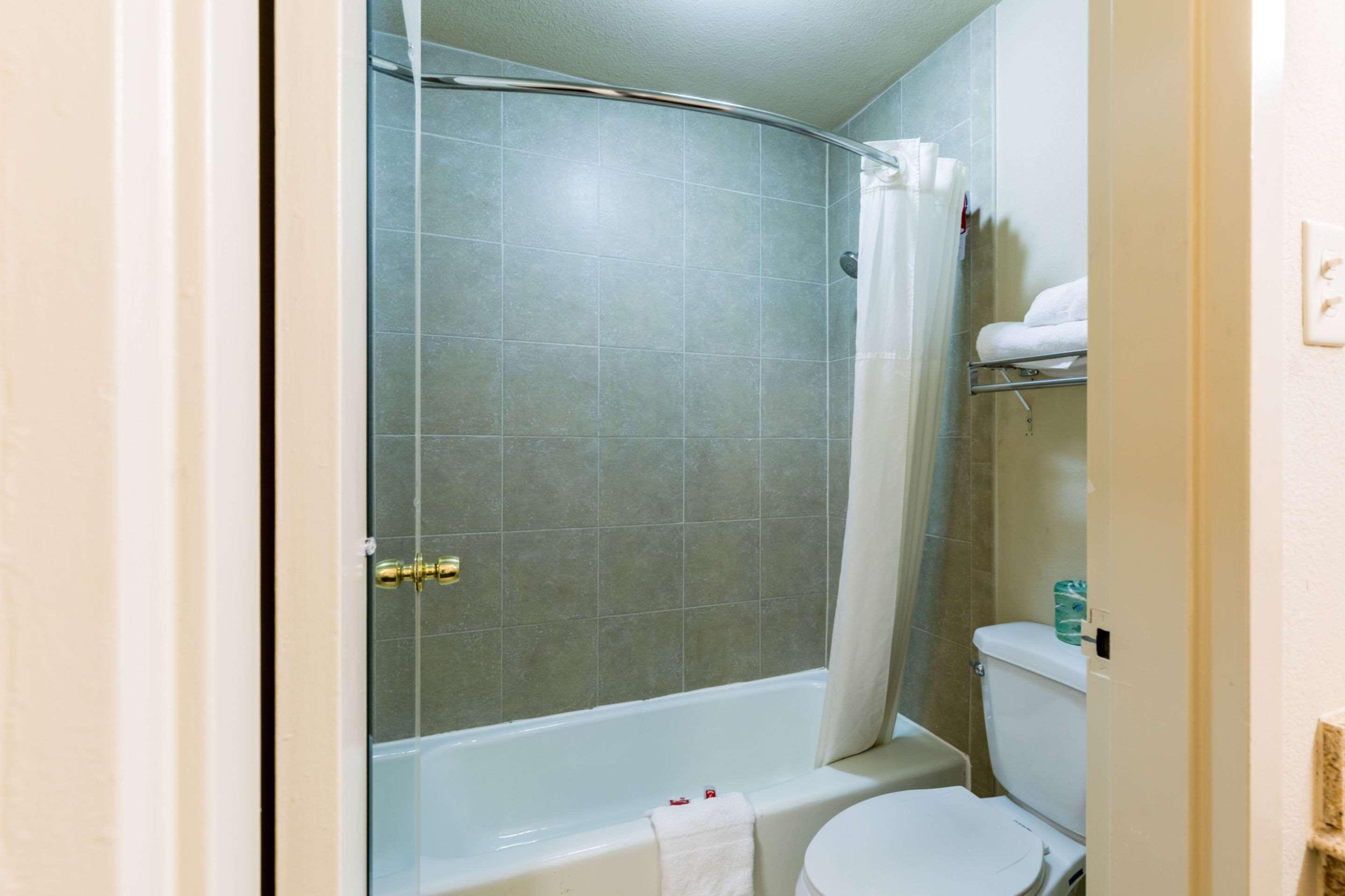 Econo Lodge Baytown Buitenkant foto